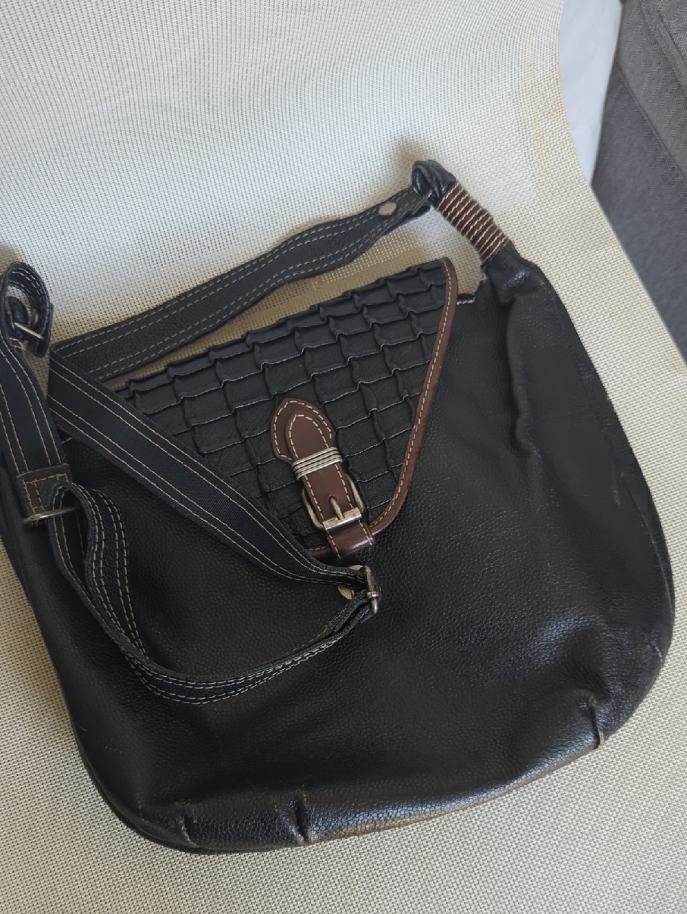 Besuzzi Franco Vintage Italian Black Leather Crossbody‎ Bag with Brown Trim - Picture 2 of 4